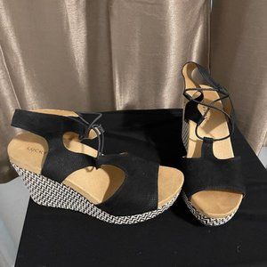 Lucky Brand Wedge Sandals
